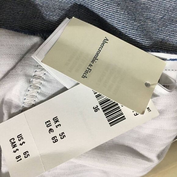 Abercrombie and Fitch Highrise NWT Size 22 - Picture 8 of 8